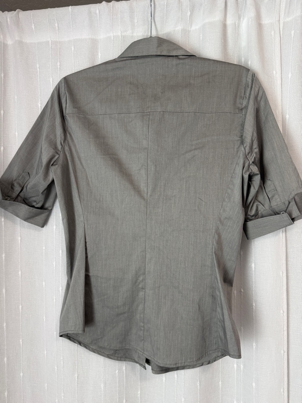 NY&Co Women’s Gray Button Down Blouse - Picture 5 of 5